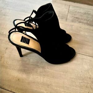 White House Black Market “ISLA” Open Toe Shootie